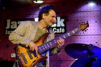 John Patitucci v pražském klubu Jazz Dock 15.května 2017