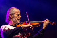 Jean-Luc Ponty na koncertě v Českých Budějovicích 10. srpna 2019