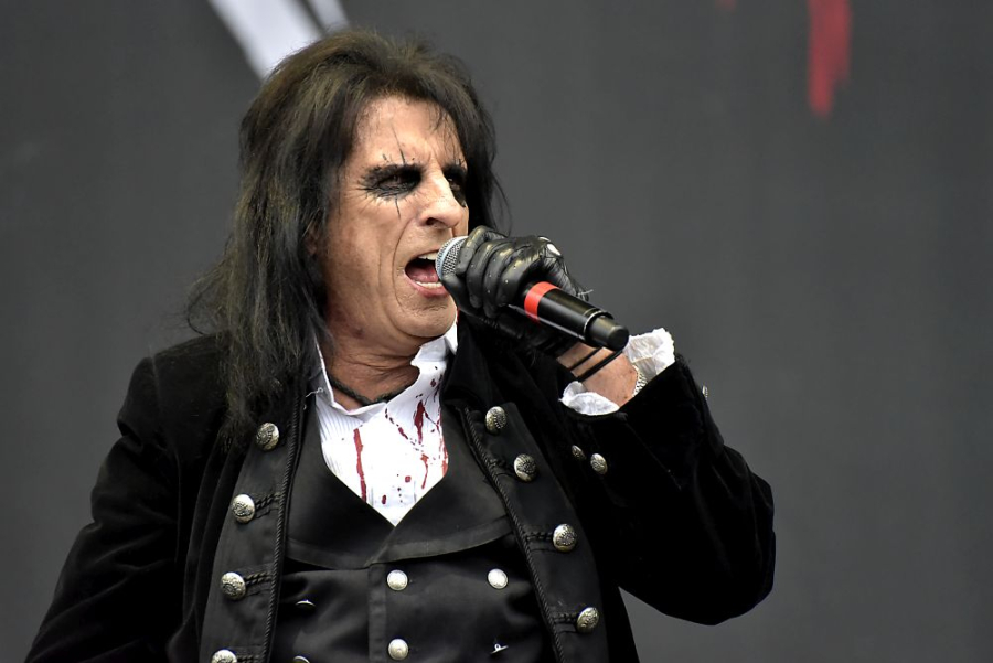 Hvězdní upíři se vrací! Hollywood Vampires s Johnnym Deppem a Alicem Cooperem dorazí do Prahy