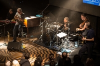 Steve Gadd Band v Lucerna Music Baru 14. listopadu 2015