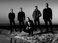 Architects nafotili k novému albu promo snímky.