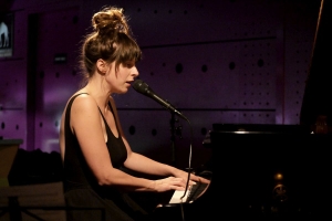 Sisa Feher při koncertě v Jazz Docku 