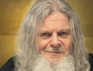 Argentinský skladatel Gustavo Santaolalla